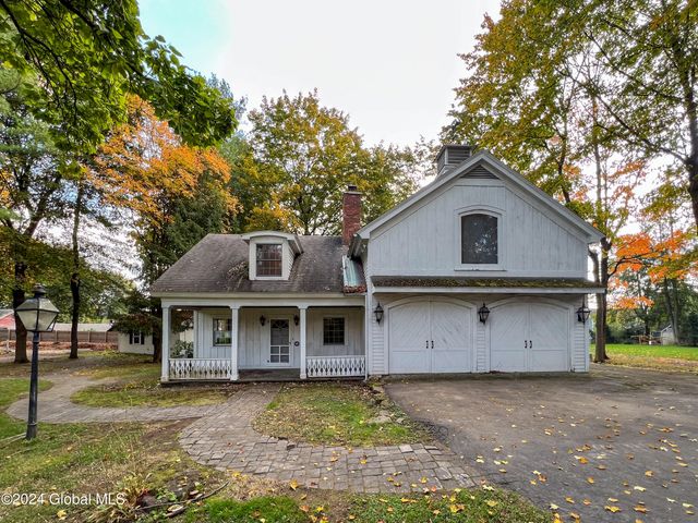 660 N Broadway, Saratoga Springs, NY 12866