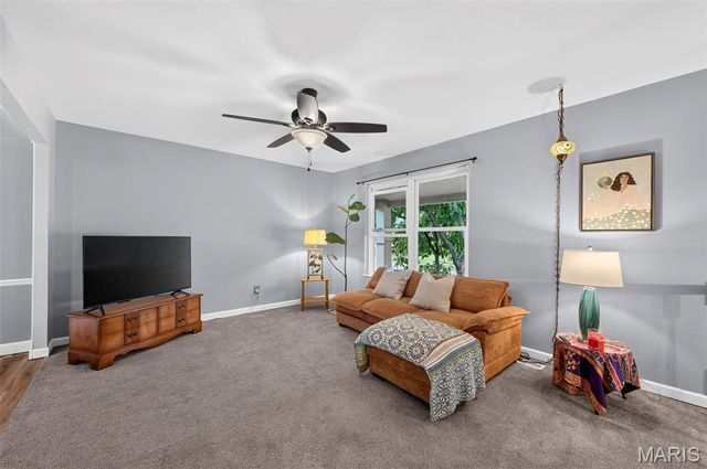 547 Golfwood Drive, Ballwin, MO 63021