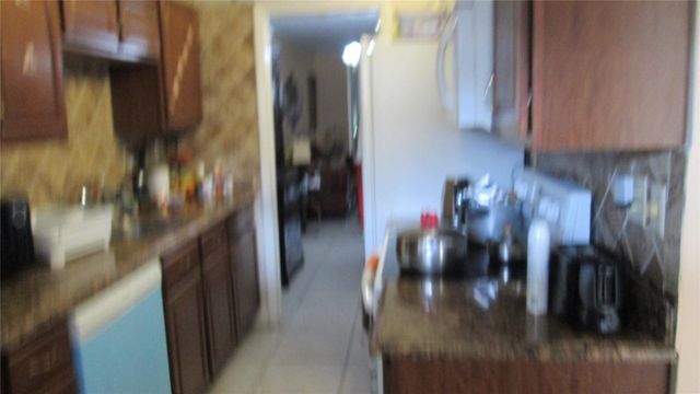 3001 NW 48th Avenue 237, Lauderdale Lakes, FL 33313