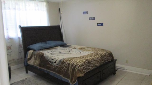 3001 NW 48th Avenue 237, Lauderdale Lakes, FL 33313