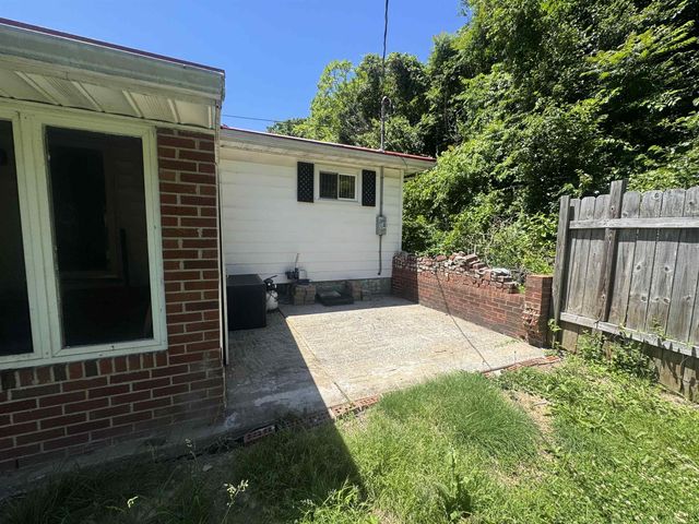 295 Private Road 660, South Point, OH 45680