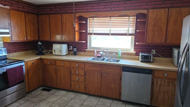 295 Private Road 660, South Point, OH 45680