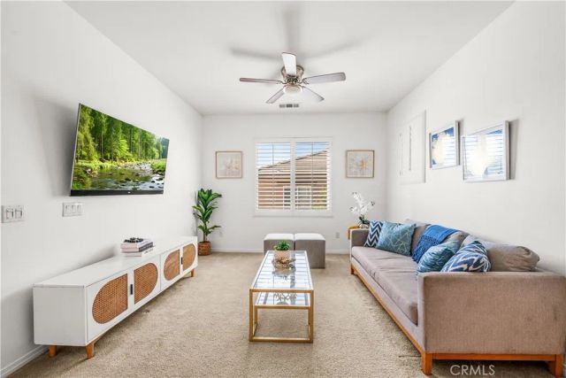 22588 Lamplight, Saugus, CA 91350