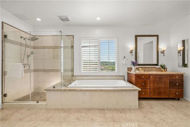 22588 Lamplight, Saugus, CA 91350