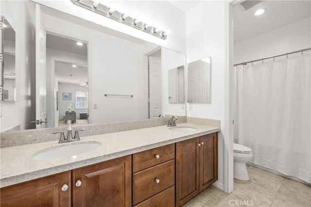 22588 Lamplight, Saugus, CA 91350