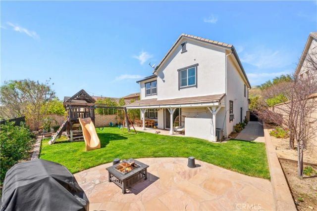 22588 Lamplight, Saugus, CA 91350