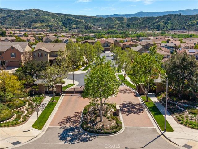 22588 Lamplight, Saugus, CA 91350