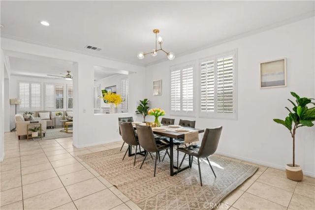 22588 Lamplight, Saugus, CA 91350