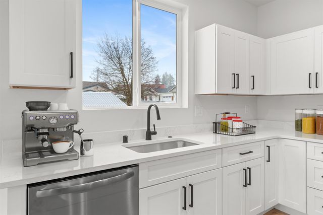 17807 E 3rd Ln, Spokane Valley, WA 99016