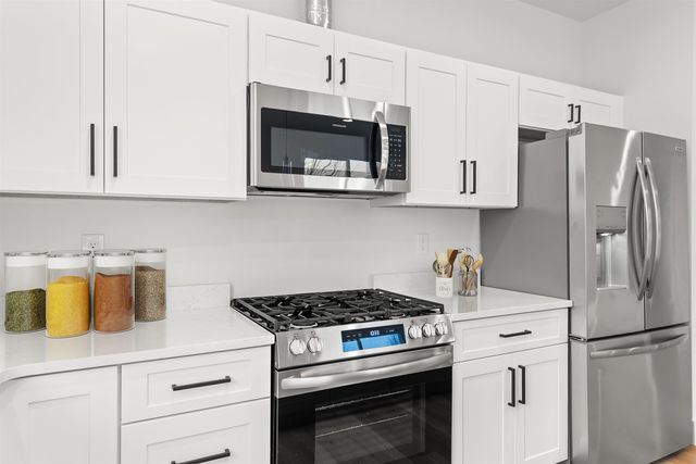 17807 E 3rd Ln, Spokane Valley, WA 99016