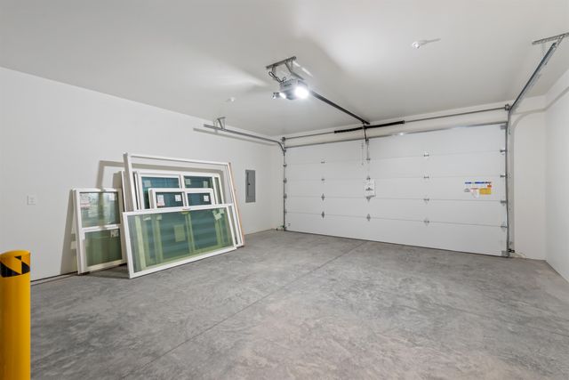 17807 E 3rd Ln, Spokane Valley, WA 99016