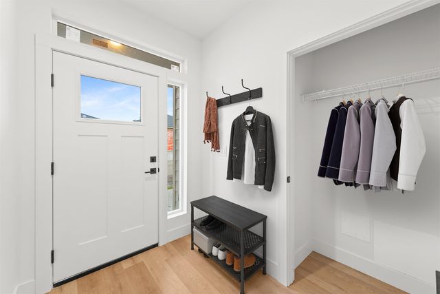 17807 E 3rd Ln, Spokane Valley, WA 99016