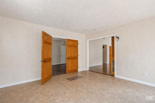 3000 Verdant, Bakersfield, CA 93309