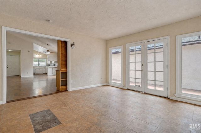 3000 Verdant, Bakersfield, CA 93309