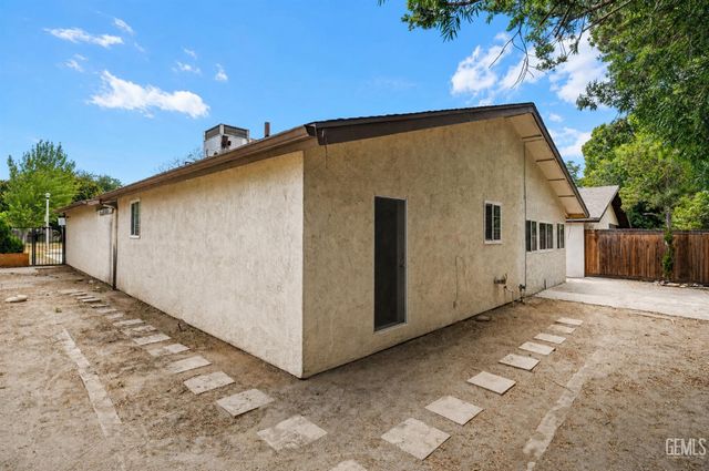 3000 Verdant, Bakersfield, CA 93309