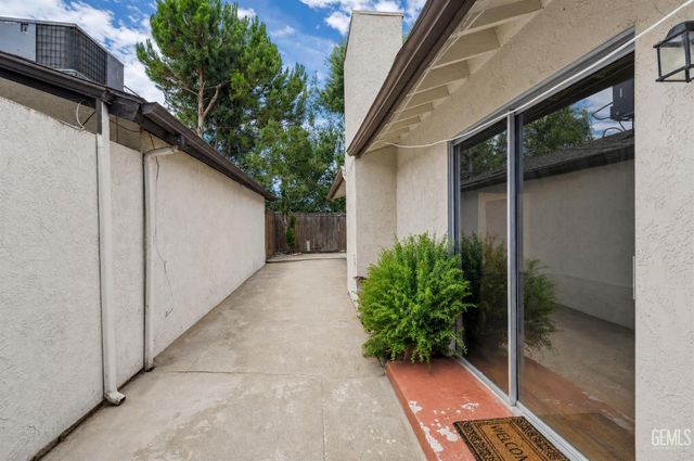 3000 Verdant, Bakersfield, CA 93309