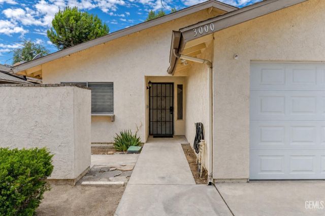 3000 Verdant, Bakersfield, CA 93309