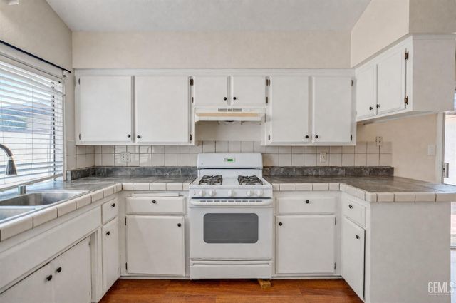 3000 Verdant, Bakersfield, CA 93309