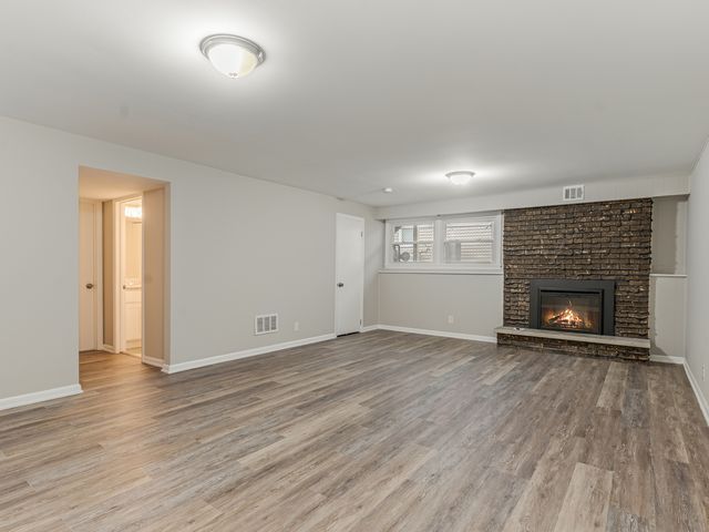 322 Rockhurst Road, Bolingbrook, IL 60440