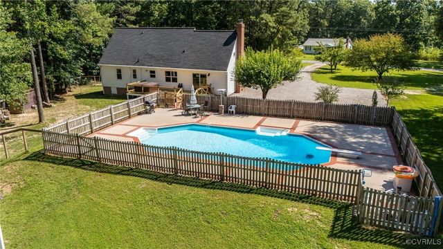 15410 Rowlett Rd, Chesterfield, VA 23838