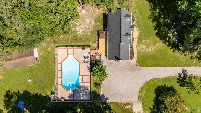 15410 Rowlett Rd, Chesterfield, VA 23838