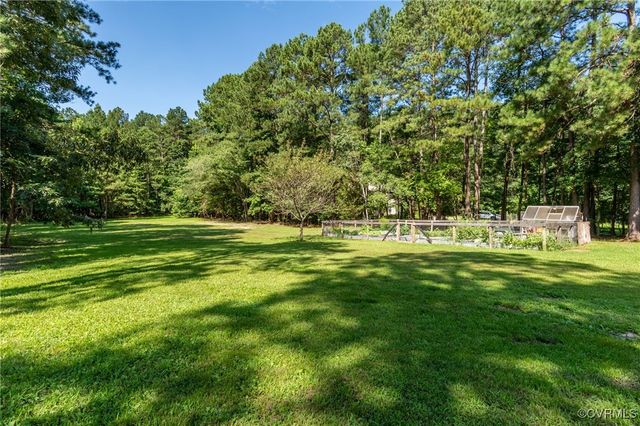 15410 Rowlett Rd, Chesterfield, VA 23838
