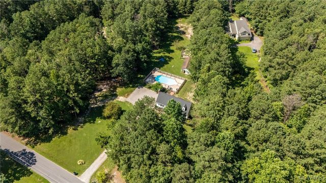 15410 Rowlett Rd, Chesterfield, VA 23838