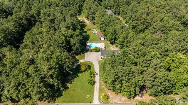 15410 Rowlett Rd, Chesterfield, VA 23838