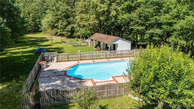 15410 Rowlett Rd, Chesterfield, VA 23838