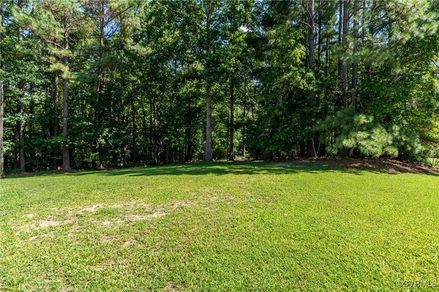 15410 Rowlett Rd, Chesterfield, VA 23838