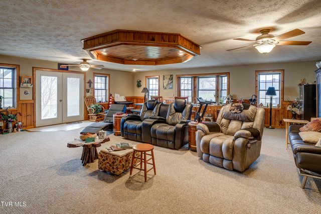 958 Avery Branch Road, Mountain City, TN 37683