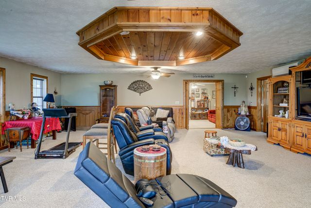 958 Avery Branch Road, Mountain City, TN 37683