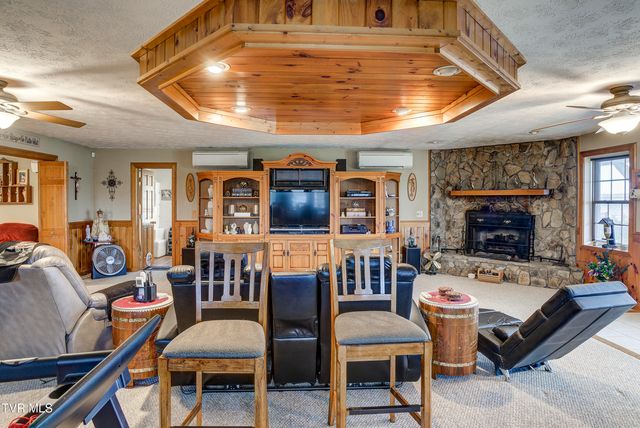 958 Avery Branch Road, Mountain City, TN 37683