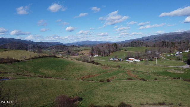 958 Avery Branch Road, Mountain City, TN 37683