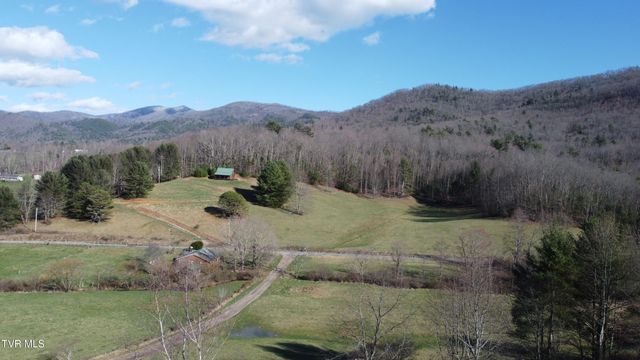 958 Avery Branch Road, Mountain City, TN 37683