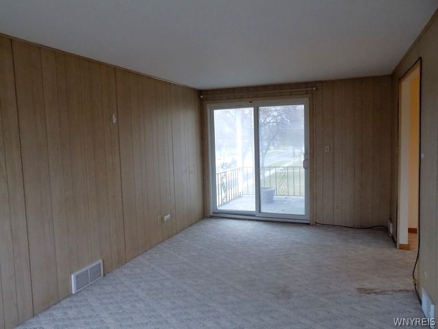 373 Carmen Road, Amherst, NY 14226