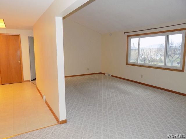 373 Carmen Road, Amherst, NY 14226