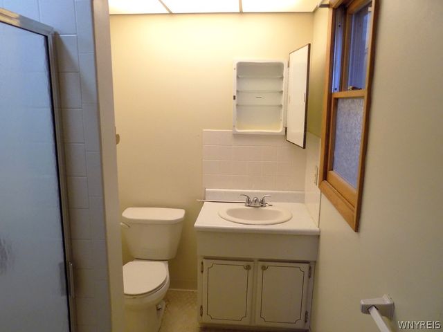 373 Carmen Road, Amherst, NY 14226