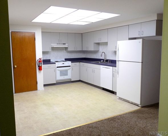 373 Carmen Road, Amherst, NY 14226