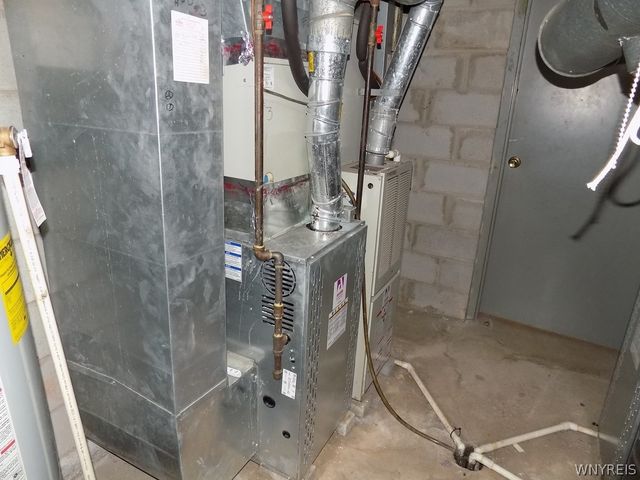 373 Carmen Road, Amherst, NY 14226