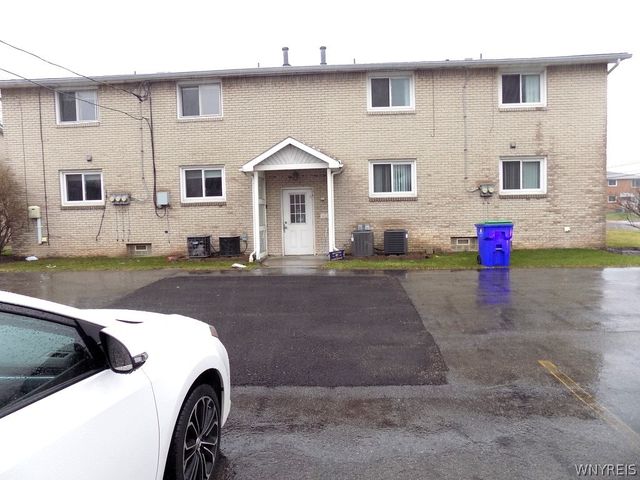 373 Carmen Road, Amherst, NY 14226