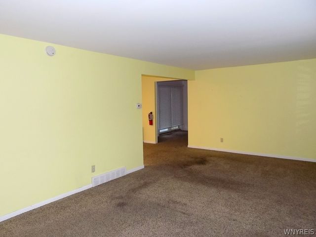 373 Carmen Road, Amherst, NY 14226