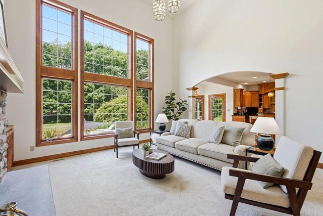 N34W33440 Hickory LANE, Nashotah, WI 53058