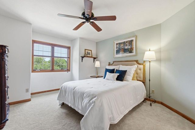 N34W33440 Hickory LANE, Nashotah, WI 53058
