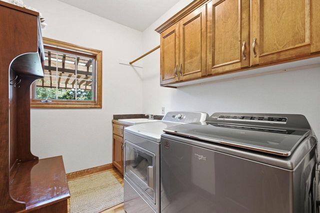 N34W33440 Hickory LANE, Nashotah, WI 53058