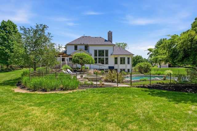 N34W33440 Hickory LANE, Nashotah, WI 53058