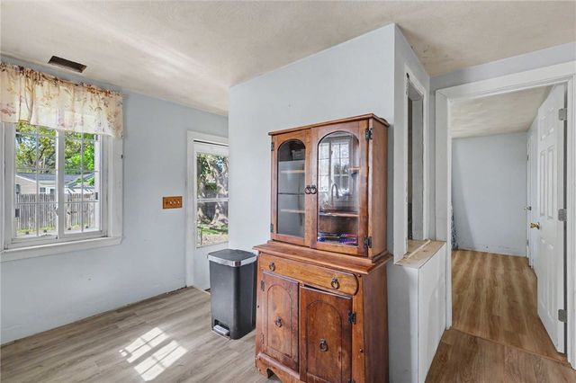 87 Easton Avenue, Warwick, RI 02889
