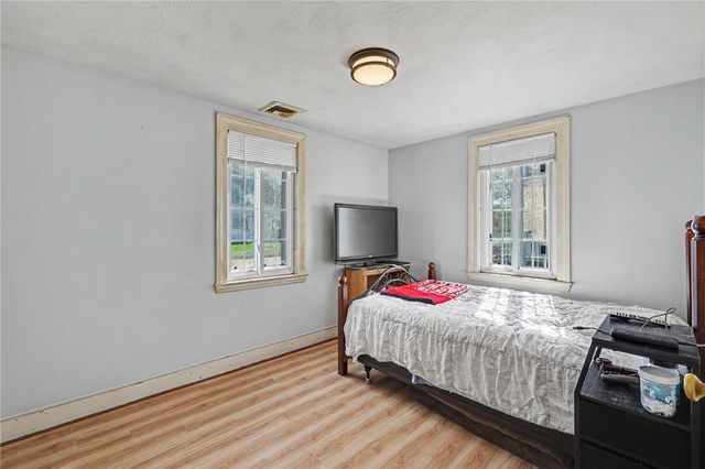 87 Easton Avenue, Warwick, RI 02889