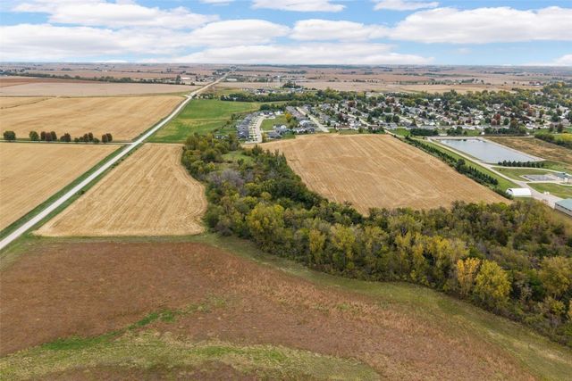 31st Avenue, Urbana, IA 52345