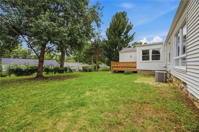 4121 W 54th Street, Roeland Park, KS 66205